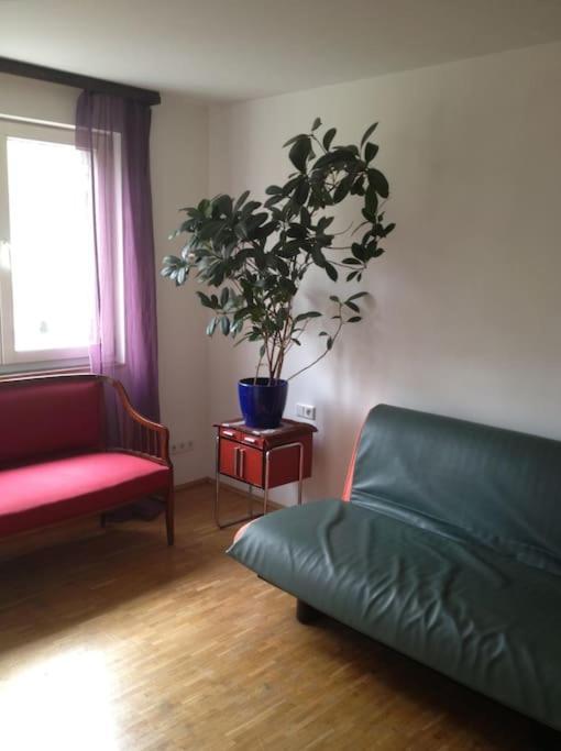 Room In Maisonette With Garden, Parking Place Виена Екстериор снимка